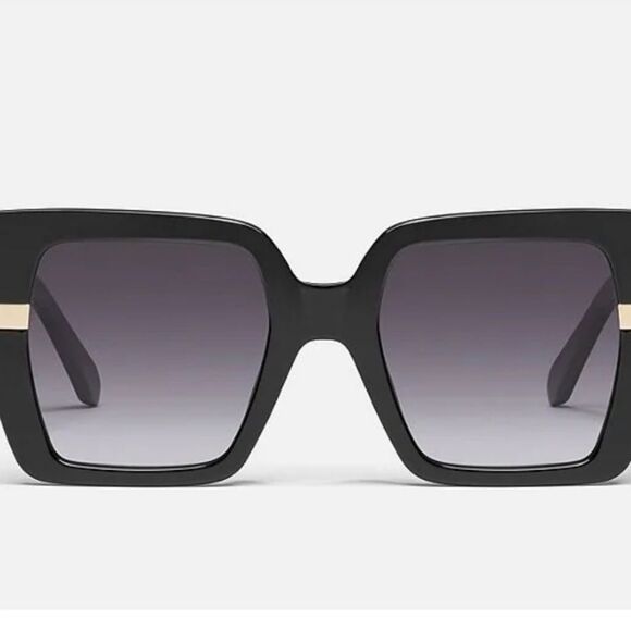 Quay Australia Notorious 50MM Square Sunglasses- Black main image 7